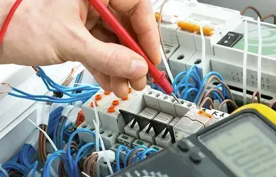 Professional electrician in Wood Green